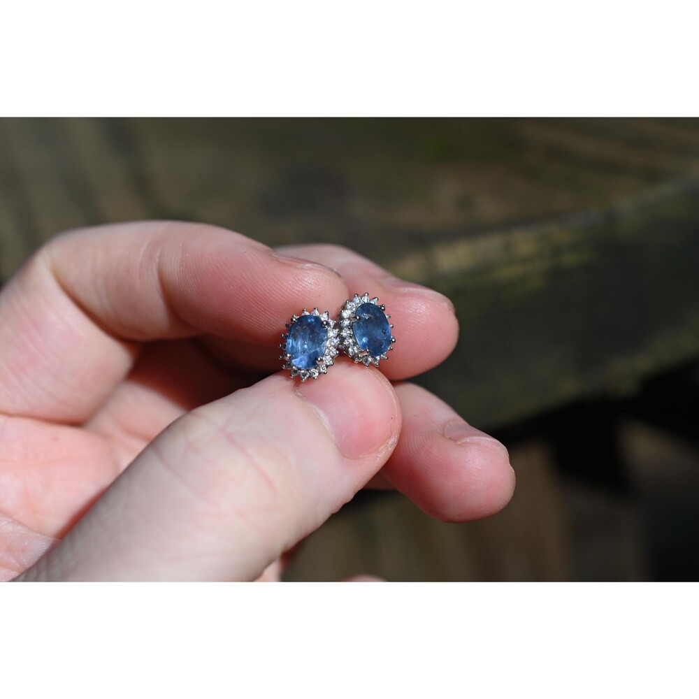 sapphire earrings, blue sapphire stud earrings, natural sapphire studs with butt - Picture 8 of 10